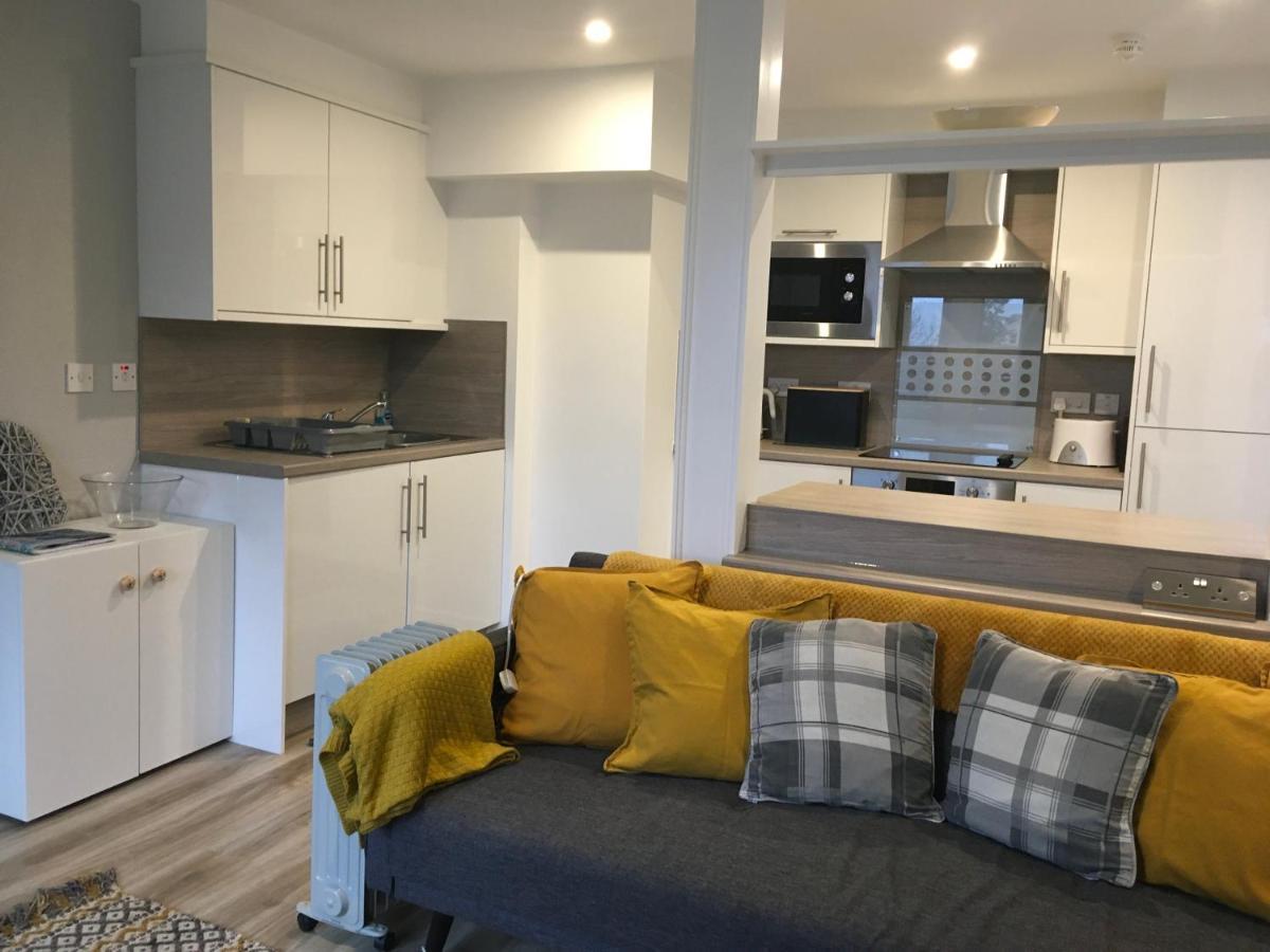 Cosy Cottage With Sea Views Close To Local Shops. Lamlash ภายนอก รูปภาพ